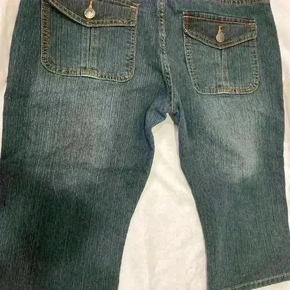 U-51 Capris Sz 11 - Picture 6 of 7